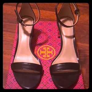 Tory Burch Size 8 Cecile Leather Sandal